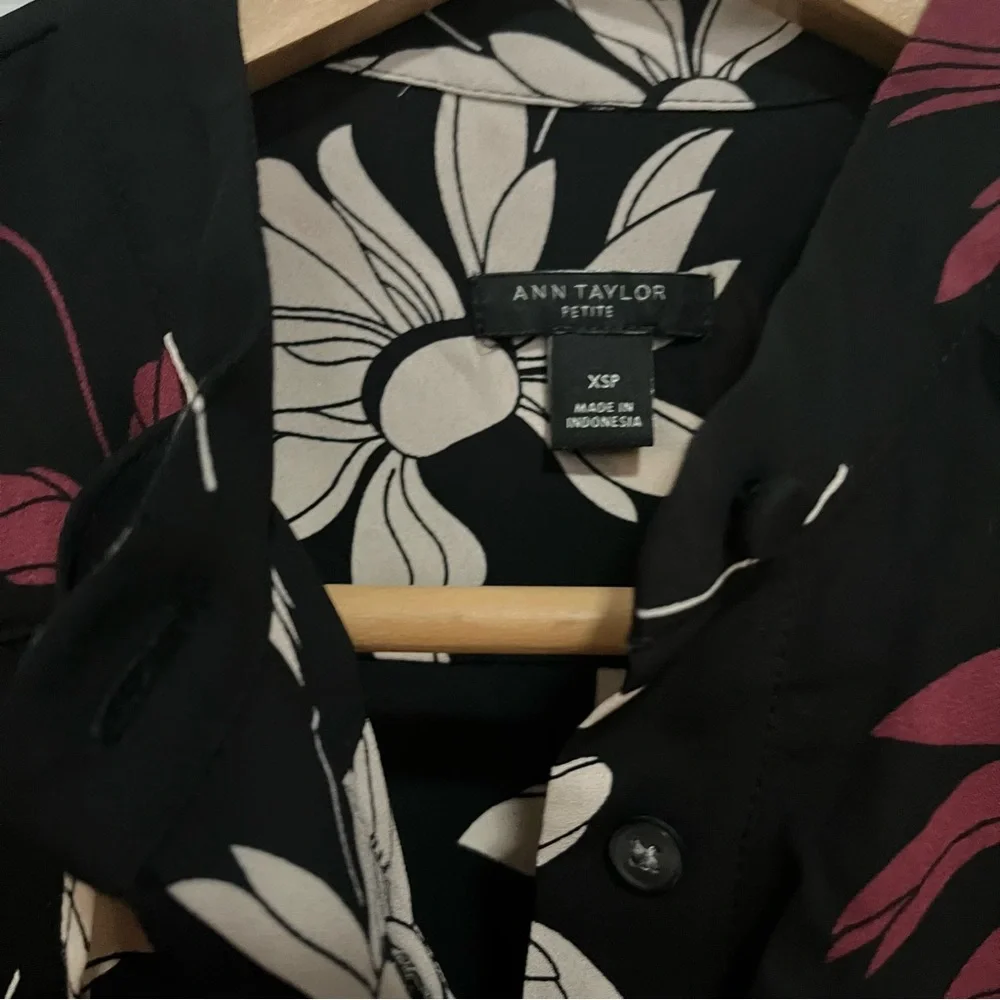 Ann Taylor never worn